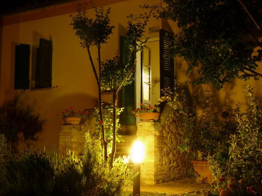 Готель Il Giardino Segreto П'єнца Екстер'єр фото